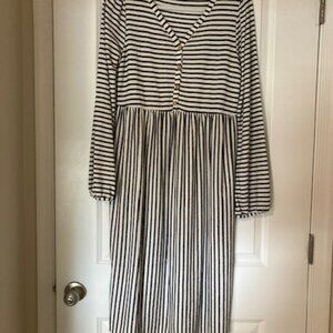 Dress blue stripe size L NWT
